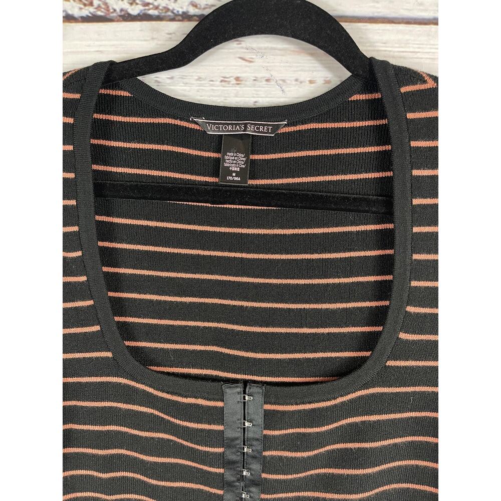 Victoria's Secret Sweater Women's Size M Striped Long Sleeve Crop Hook Front Top - Picture 4 of 8